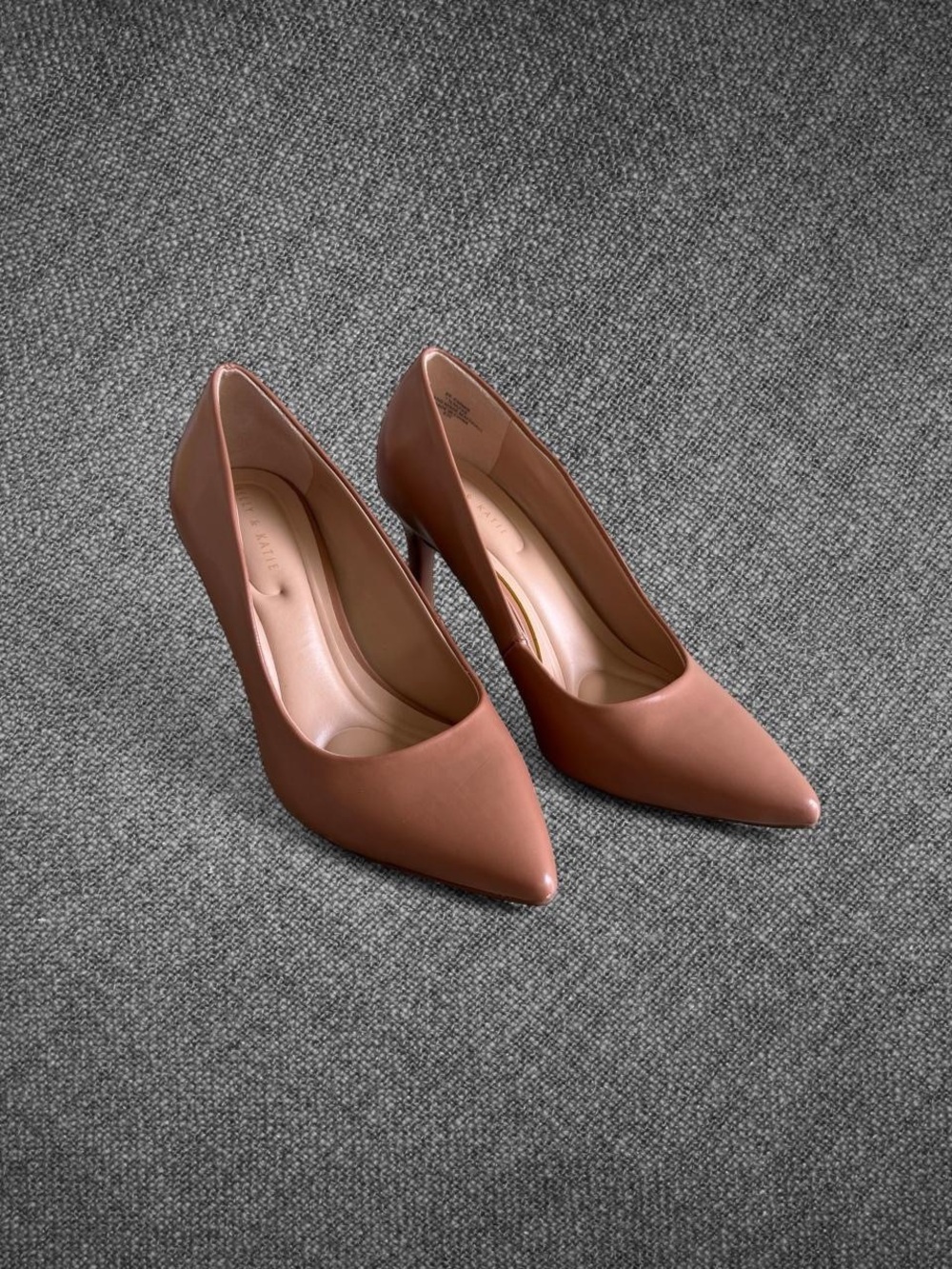 Kelly & Katie Blush Pointed Toe Classic Stiletto Pumps Size 7.5